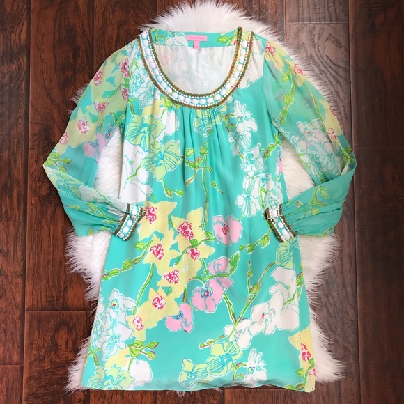 Lilly Pulitzer Dresses & Skirts - Lilly Pulitzer Shift Beaded Neckline Dres